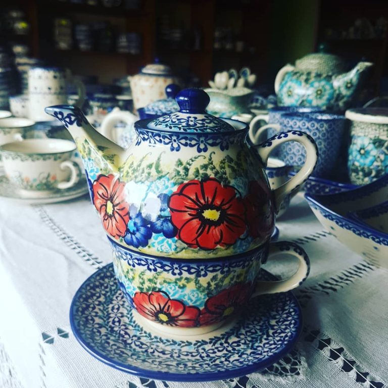“Anna" ceramics